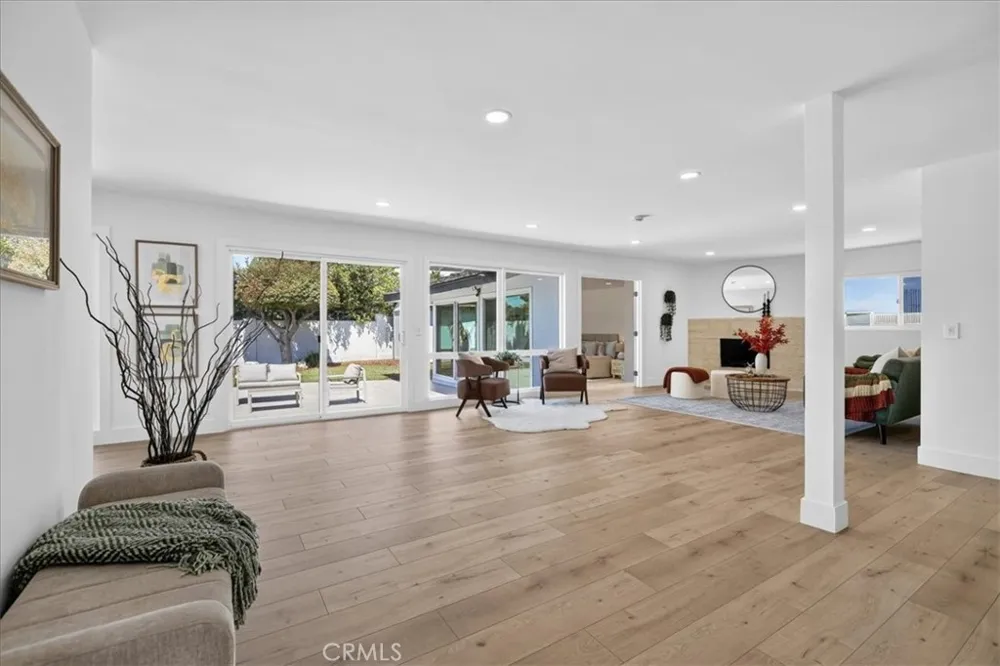 8611 Elmer Garden Grove, CA 92841