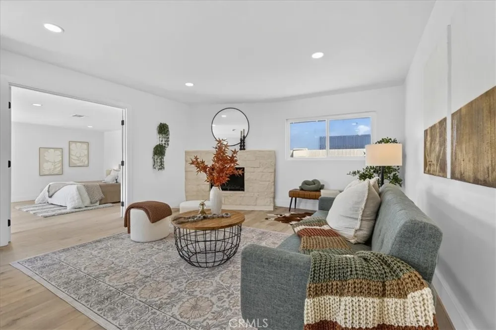8611 Elmer Garden Grove, CA 92841