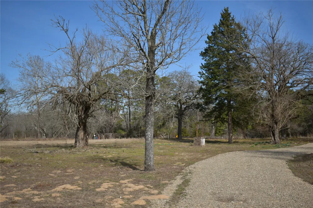 532 4360 ROAD Fort Towson, OK 74735