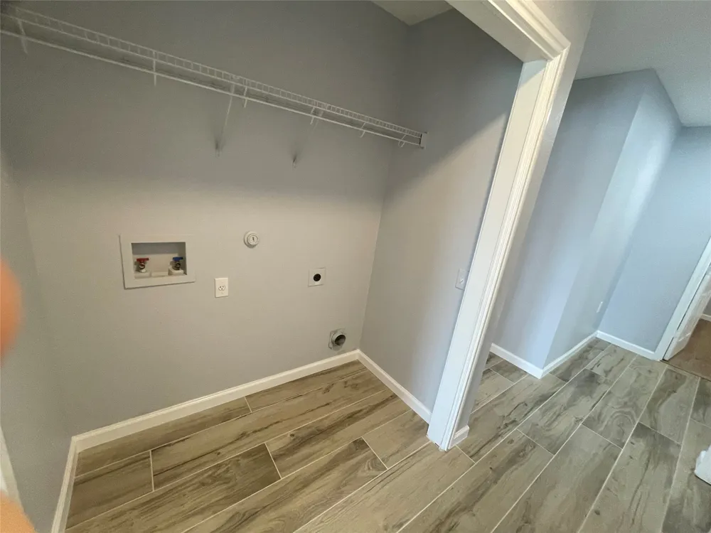 3401 Sand Dunes Avenue Austin, TX 78744