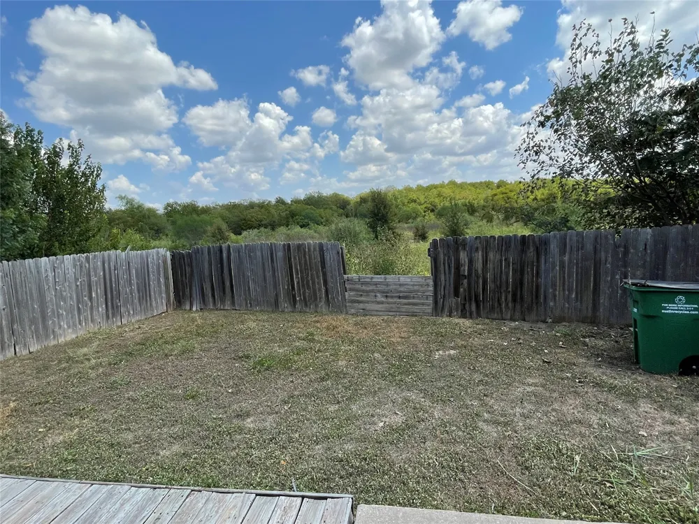 3401 Sand Dunes Avenue Austin, TX 78744
