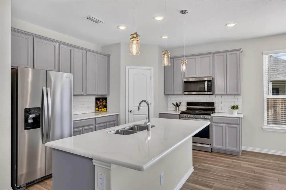 8715 Royal Star Road Rowlett, TX 75089