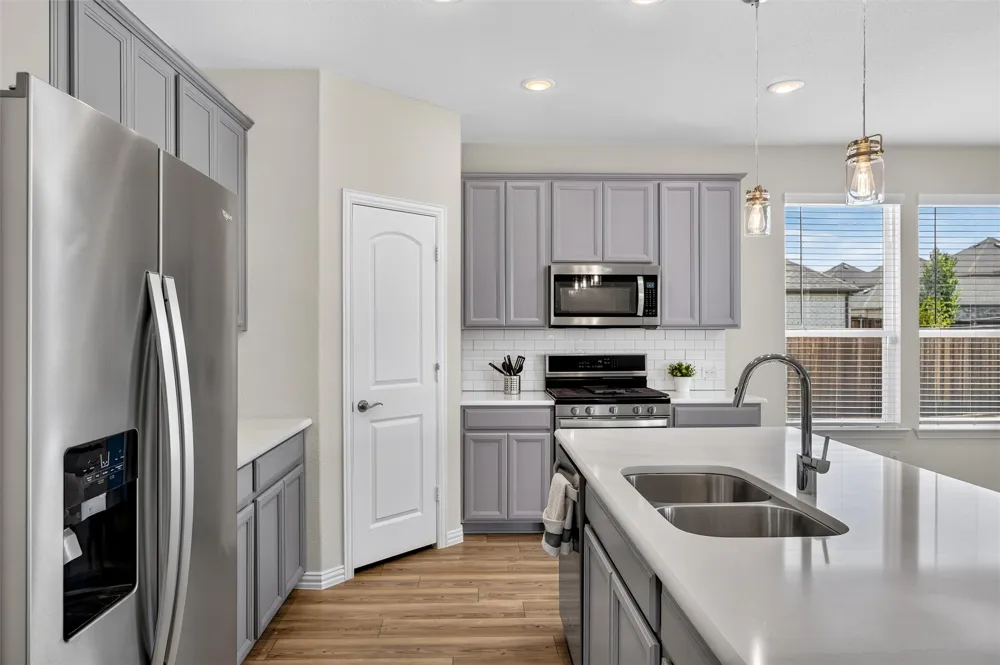 8715 Royal Star Road Rowlett, TX 75089