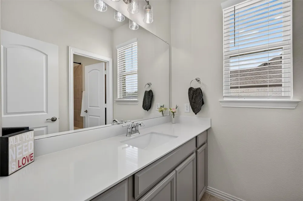 8715 Royal Star Road Rowlett, TX 75089