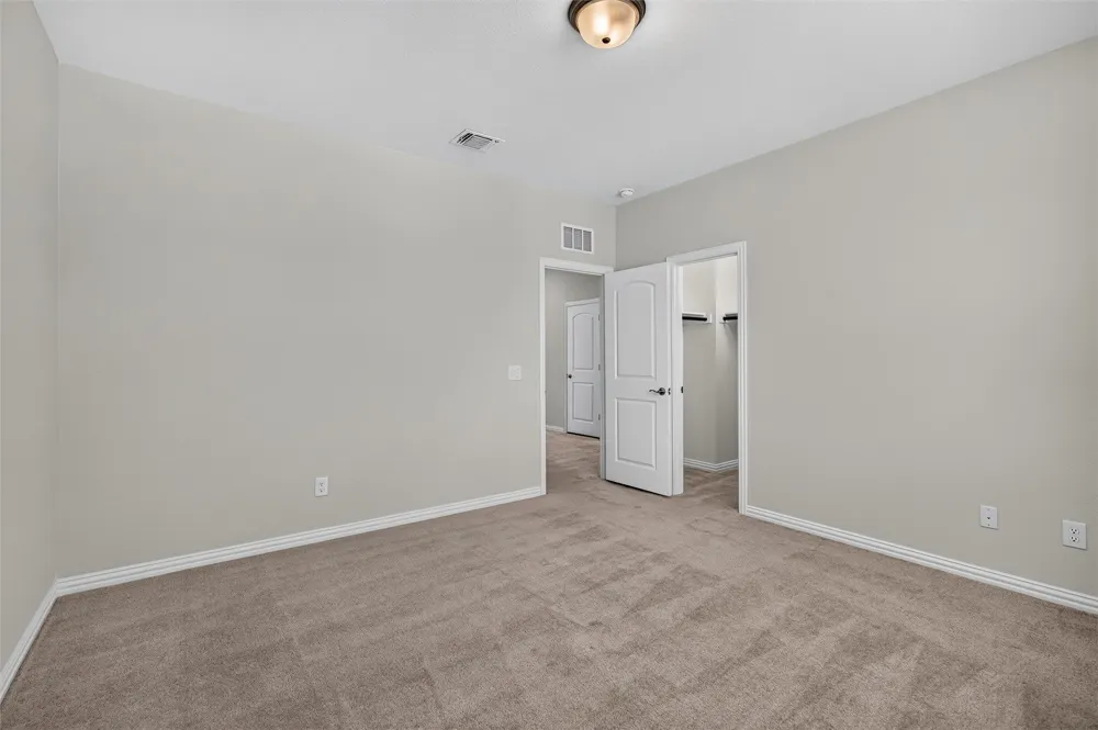 8715 Royal Star Road Rowlett, TX 75089