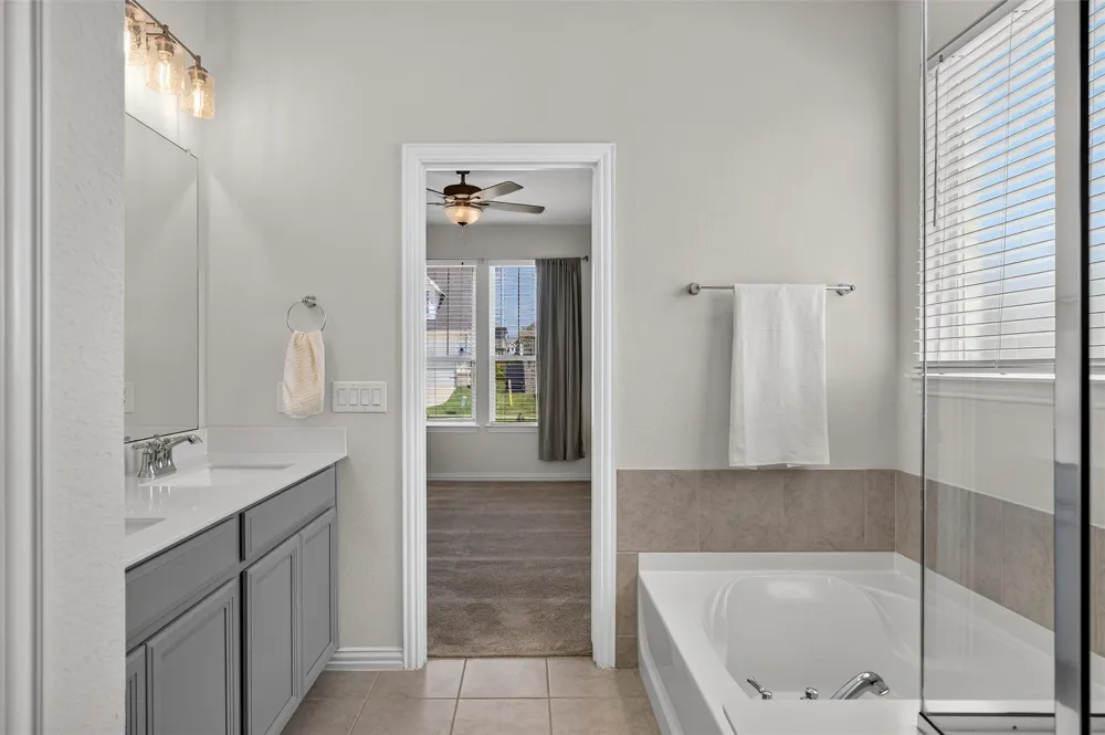 8715 Royal Star Road Rowlett, TX 75089