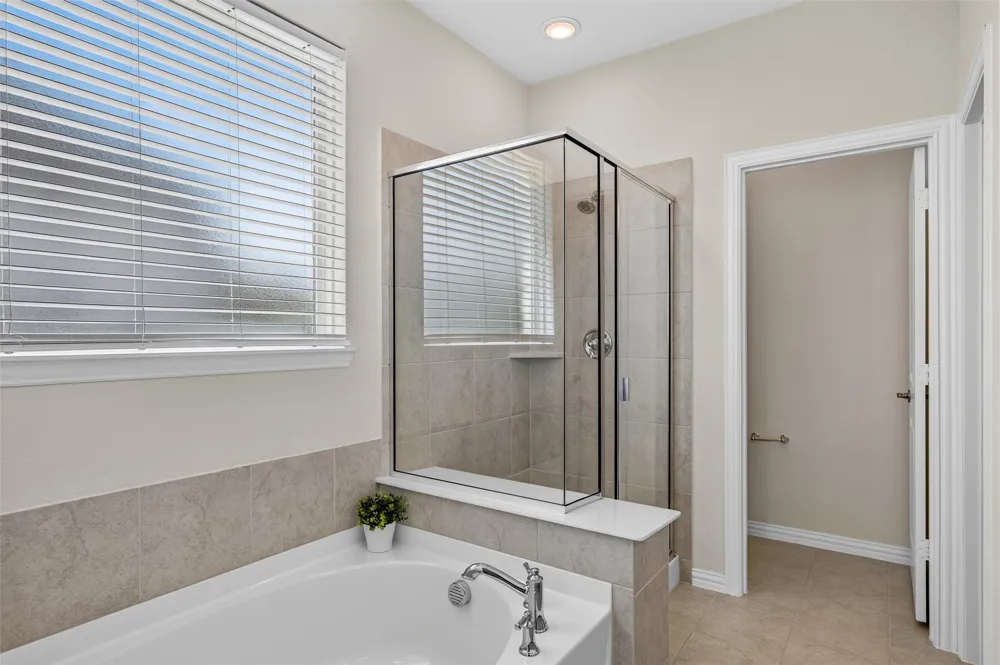 8715 Royal Star Road Rowlett, TX 75089