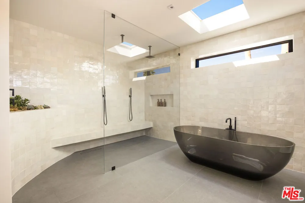 483 E Santiago Way Palm Springs, CA 92264