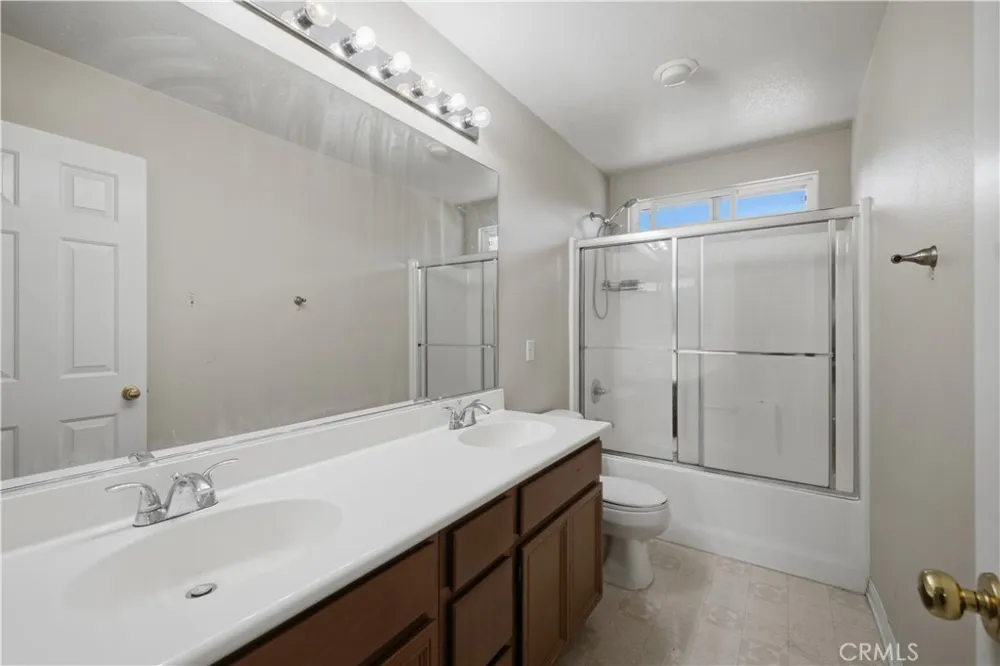1129 Shooting Star Drive Beaumont, CA 92223
