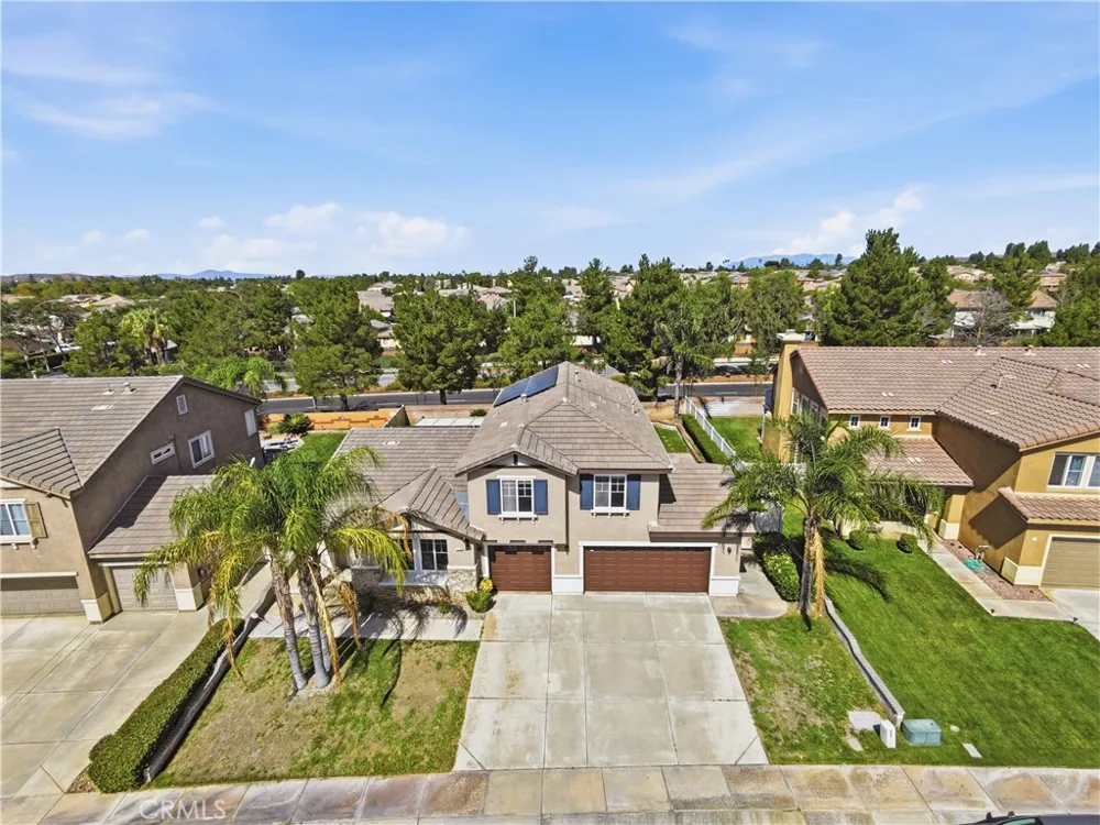 1129 Shooting Star Drive Beaumont, CA 92223