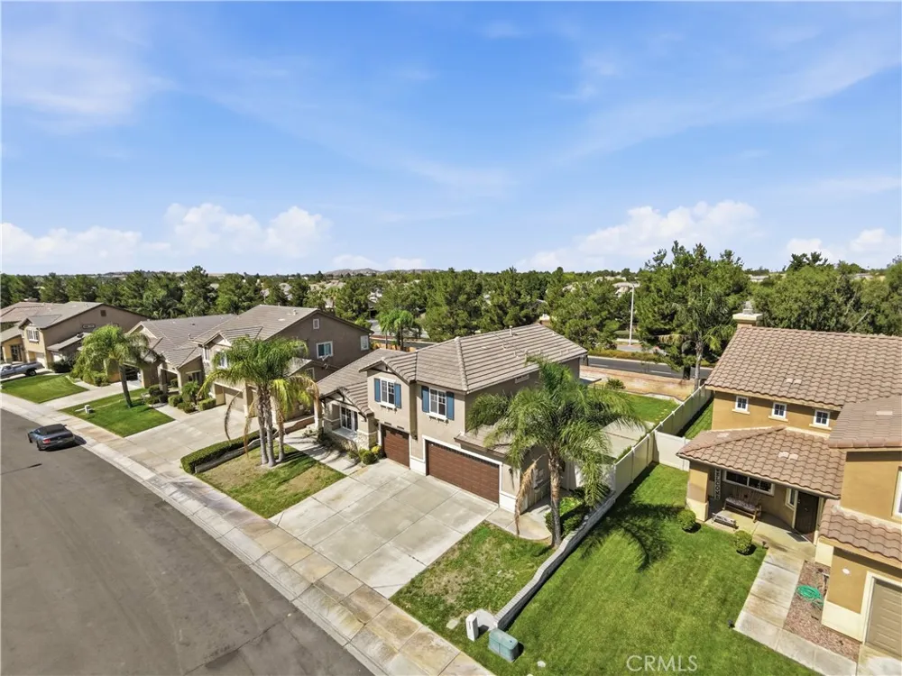 1129 Shooting Star Drive Beaumont, CA 92223