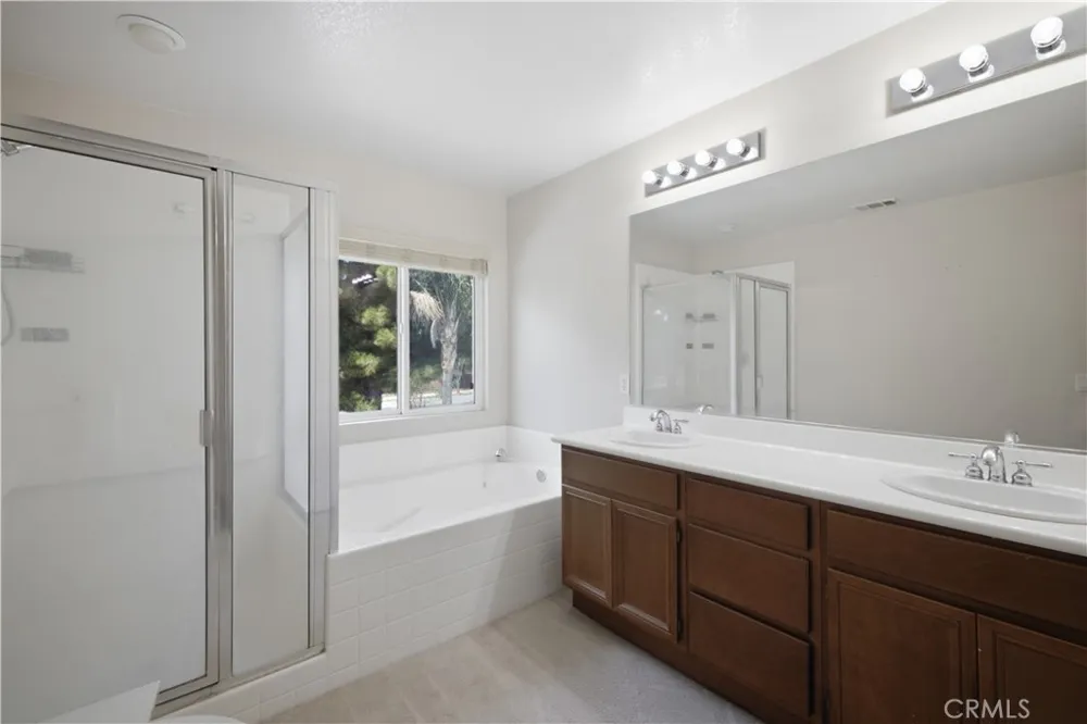 1129 Shooting Star Drive Beaumont, CA 92223