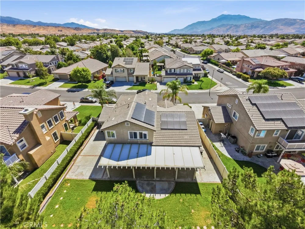 1129 Shooting Star Drive Beaumont, CA 92223