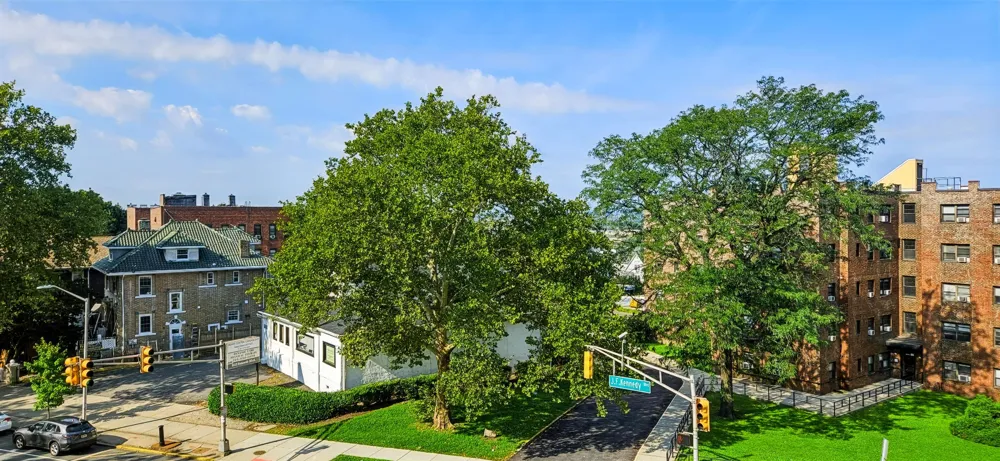 1700 KENNEDY BLVD Union City, NJ 07087
