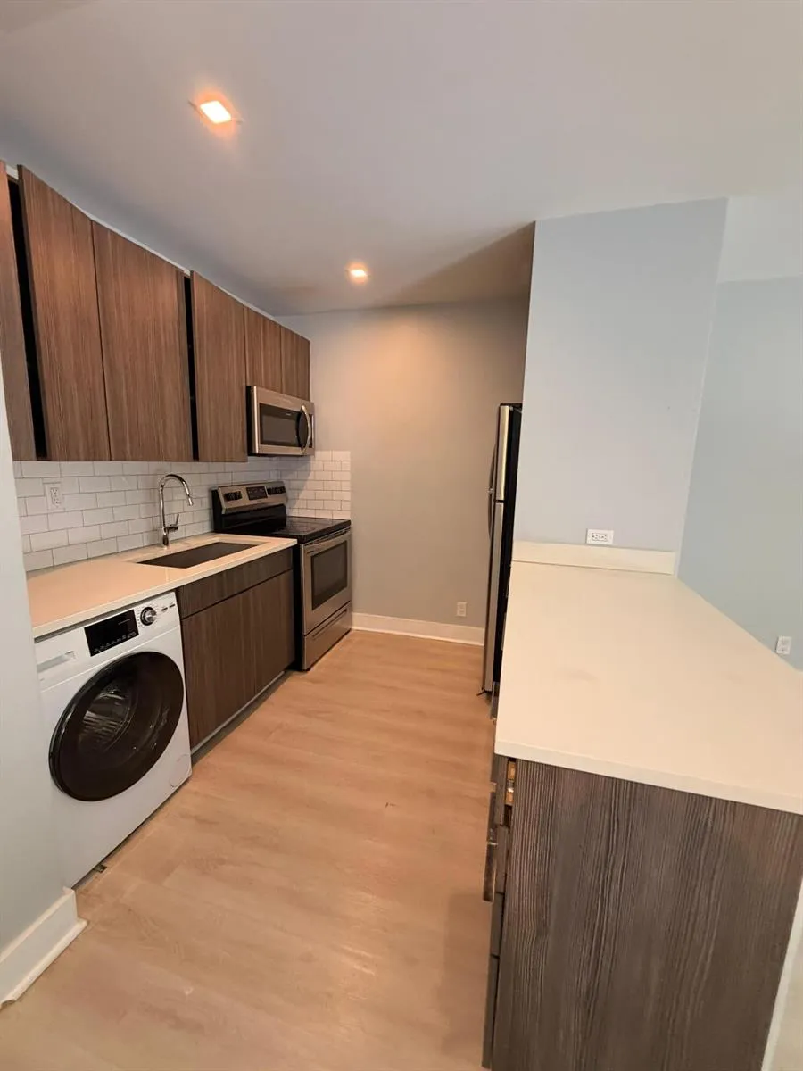 1273 NE 38th Street #3 Oakland Park, FL 33334