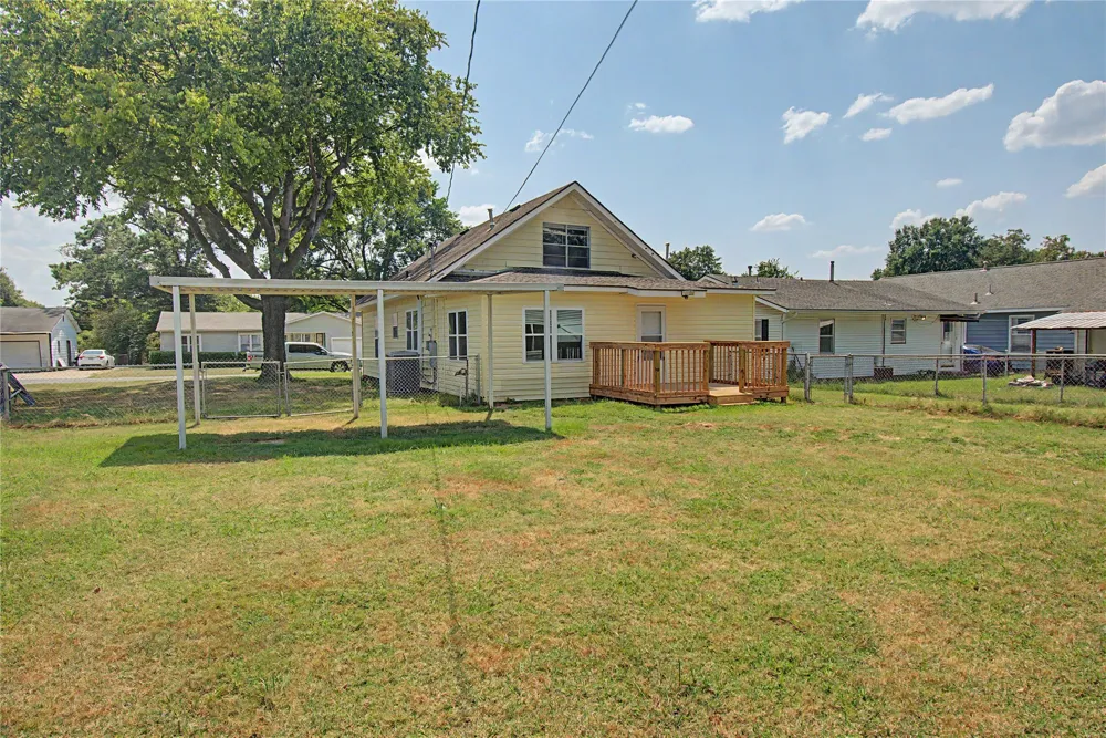 2110 Robison St Muskogee, OK 74403