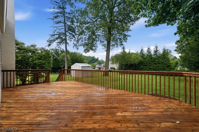 42 Hanover Pl Wayne, NJ 07470