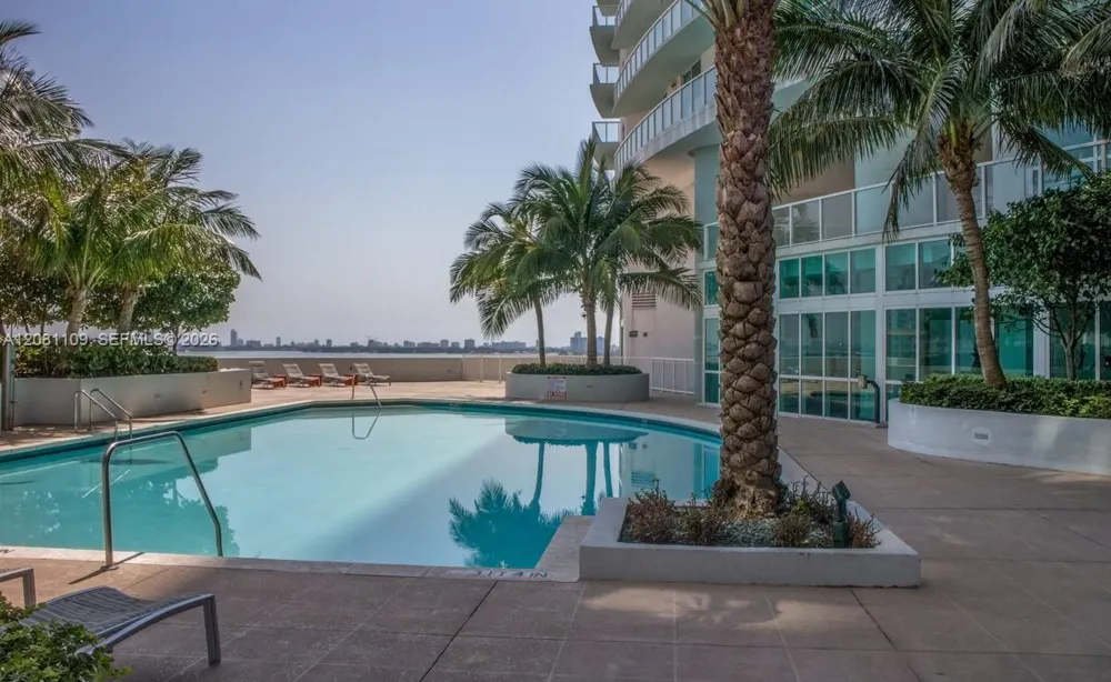 1900 Bayshore Dr #504 Miami, FL 33132