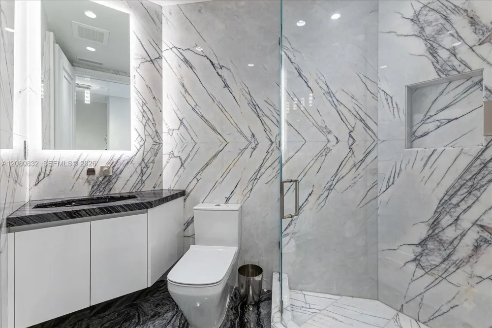 17901 Collins Ave #2802 Sunny Isles Beach, FL 33160