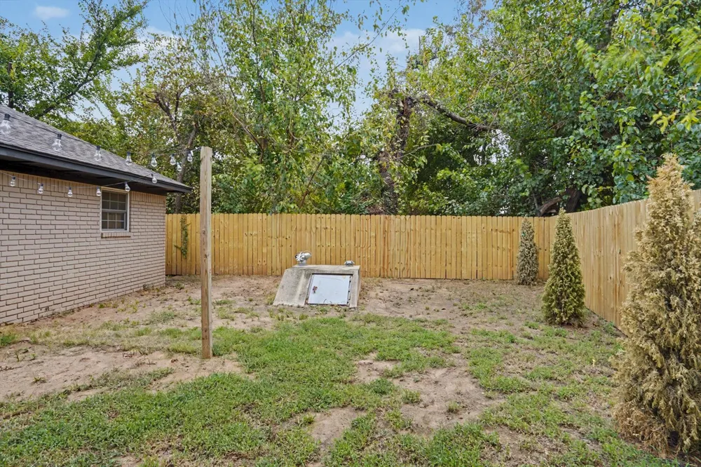 706 E E AVENUE Jenks, OK 74037