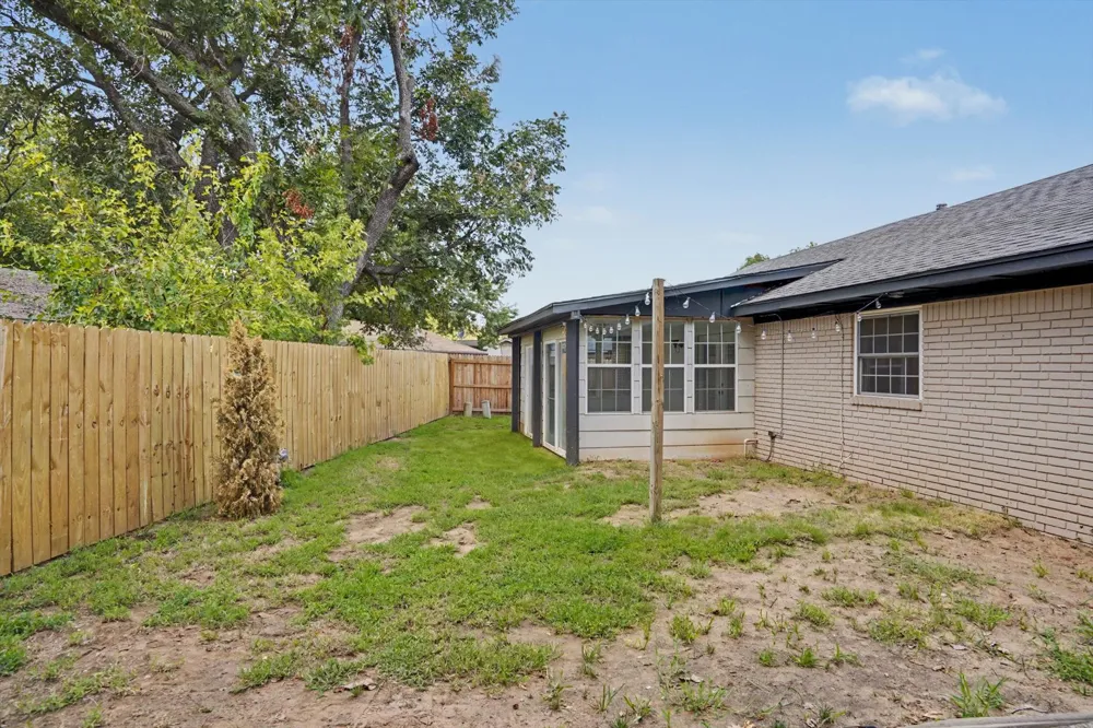 706 E E AVENUE Jenks, OK 74037