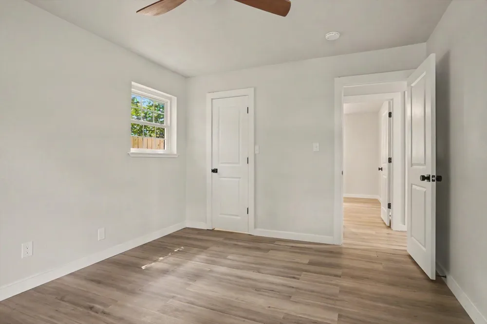 706 E E AVENUE Jenks, OK 74037
