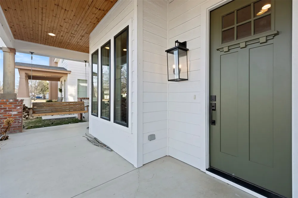 315 E Freeport Street Broken Arrow, OK 74012