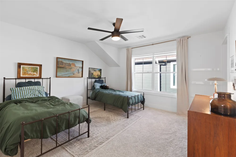 315 E Freeport Street Broken Arrow, OK 74012