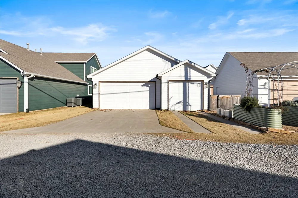 315 E Freeport Street Broken Arrow, OK 74012