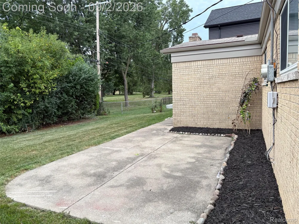 36357 Weber Drive Sterling Heights City, MI 48310