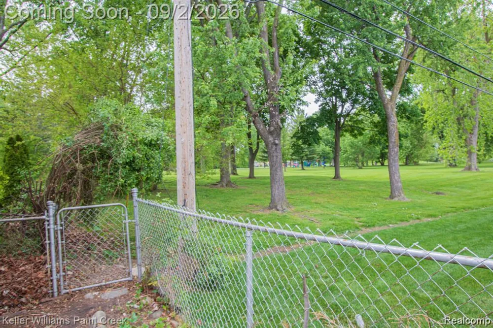 36357 Weber Drive Sterling Heights City, MI 48310