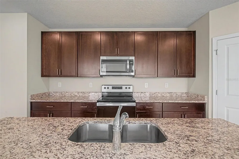 234 LOVELY COURT Plant City, FL 33566