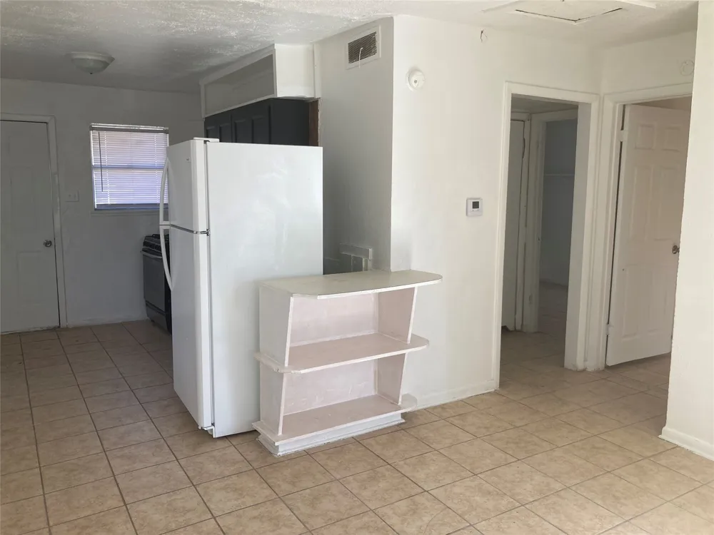 205 E Hoover Avenue Killeen, TX 76541