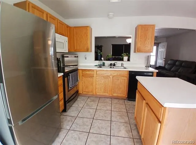 15644 E 50th Avenue Denver, CO 80239