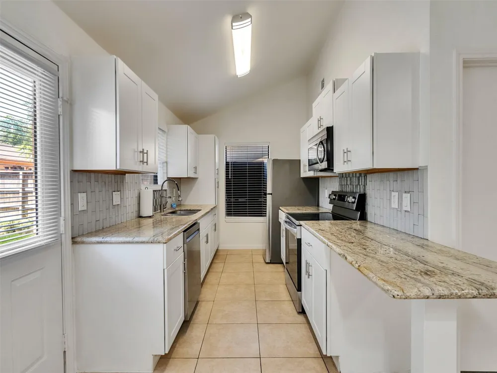 2711 Pheasant Creek Drive Sugar Land, TX 77498