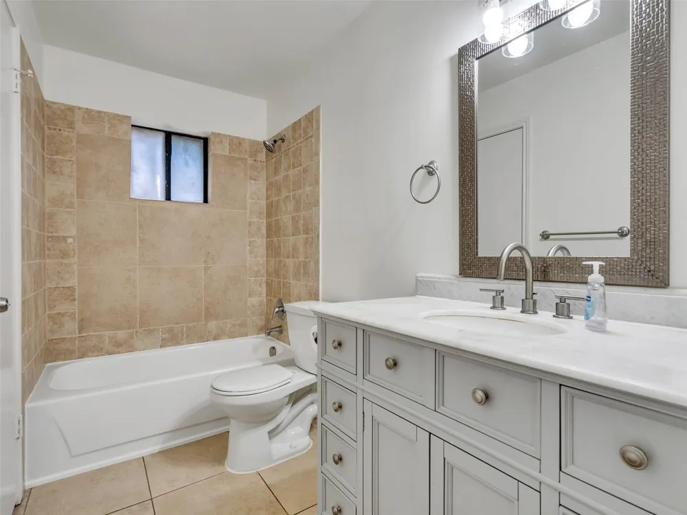 2711 Pheasant Creek Drive Sugar Land, TX 77498