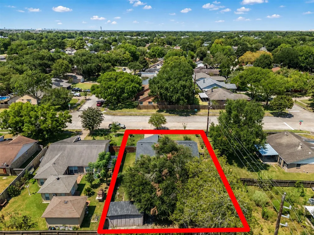 2711 Pheasant Creek Drive Sugar Land, TX 77498