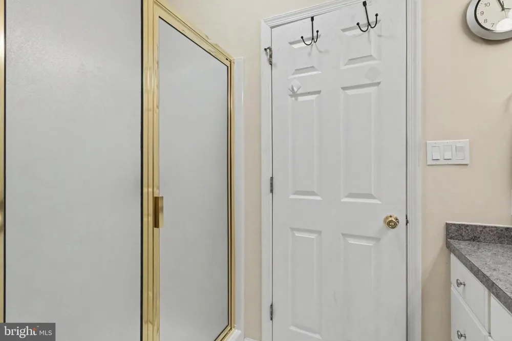 525 WATERSIDE CIRCLE Lebanon, PA 17042