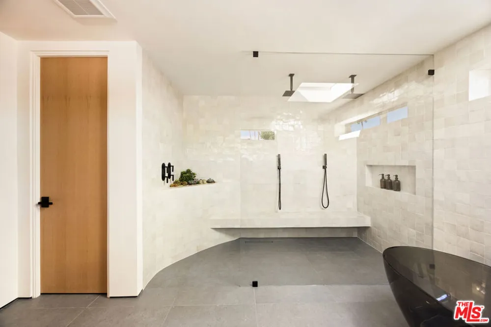 483 E Santiago Way Palm Springs, CA 92264