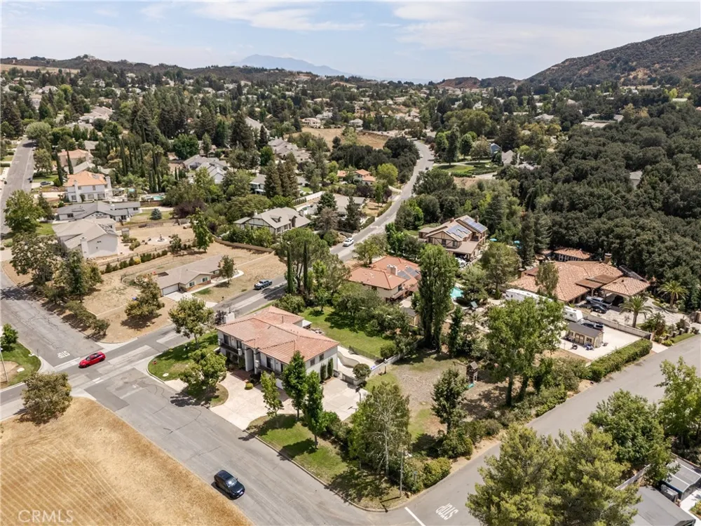 37191 Wildwood View Yucaipa, CA 92399