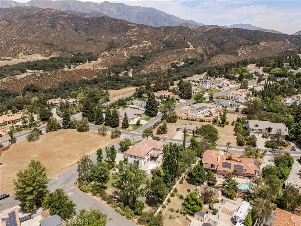 37191 Wildwood View Yucaipa, CA 92399