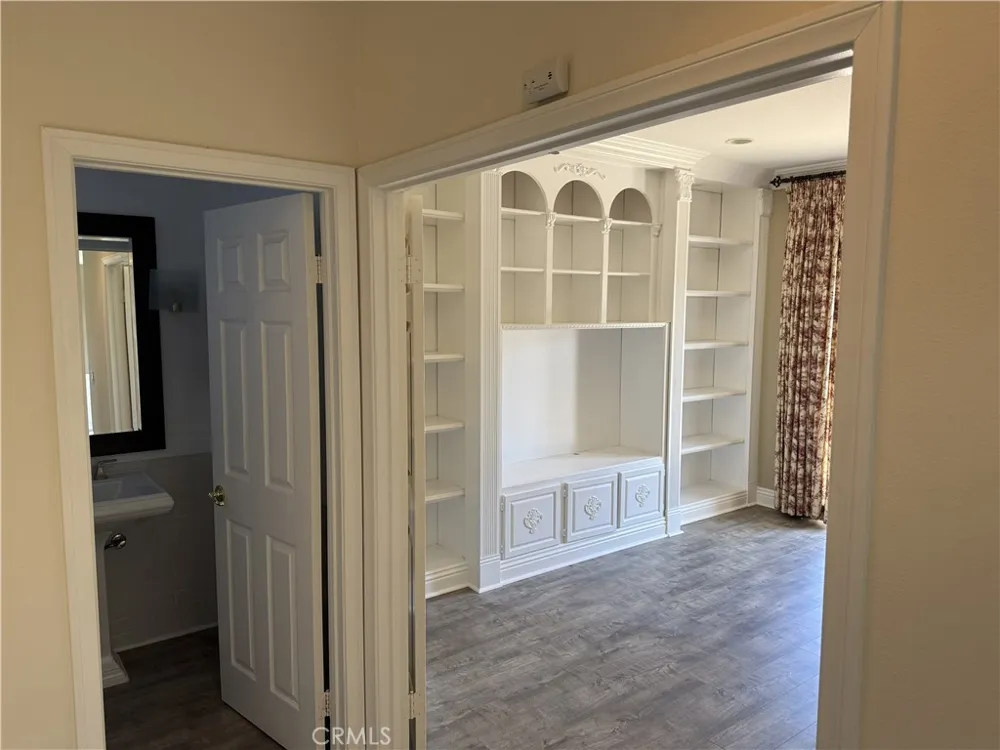 7582 E Villanueva Orange, CA 92867