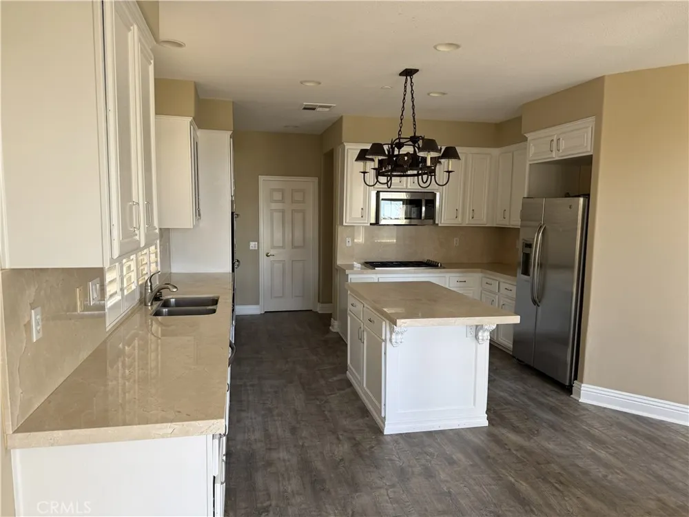7582 E Villanueva Orange, CA 92867