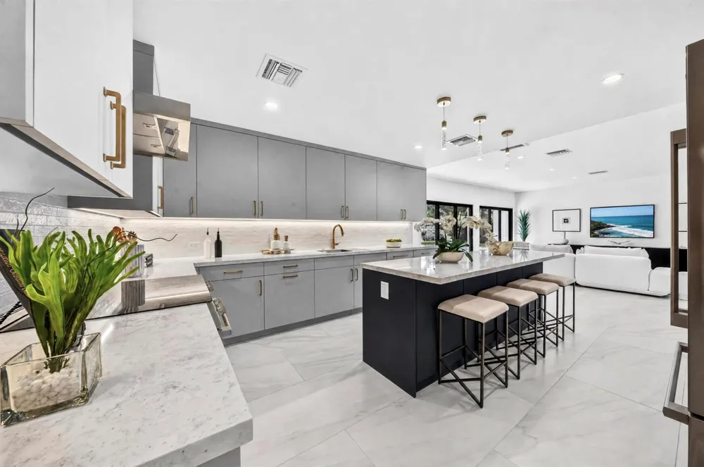 3111 NE 55th Street Fort Lauderdale, FL 33308