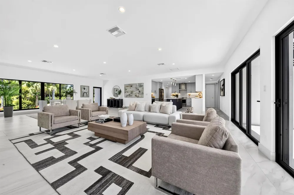 3111 NE 55th Street Fort Lauderdale, FL 33308