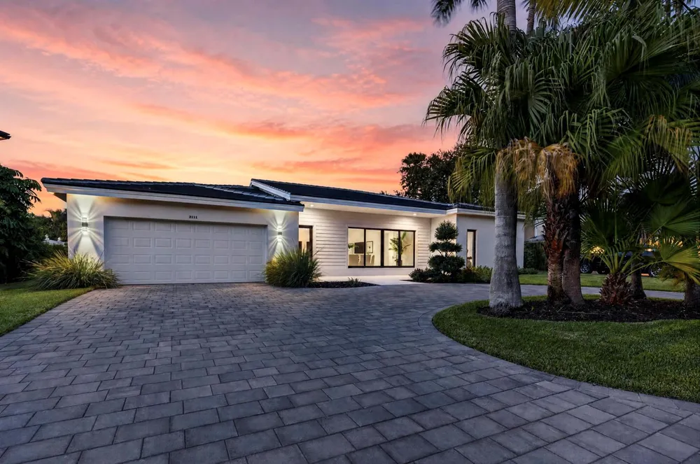3111 NE 55th Street Fort Lauderdale, FL 33308