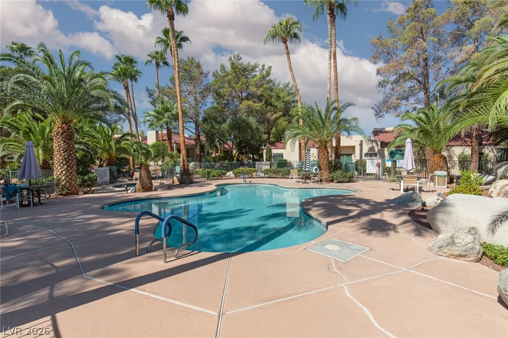 2882 Bridgepointe Drive Las Vegas, NV 89121