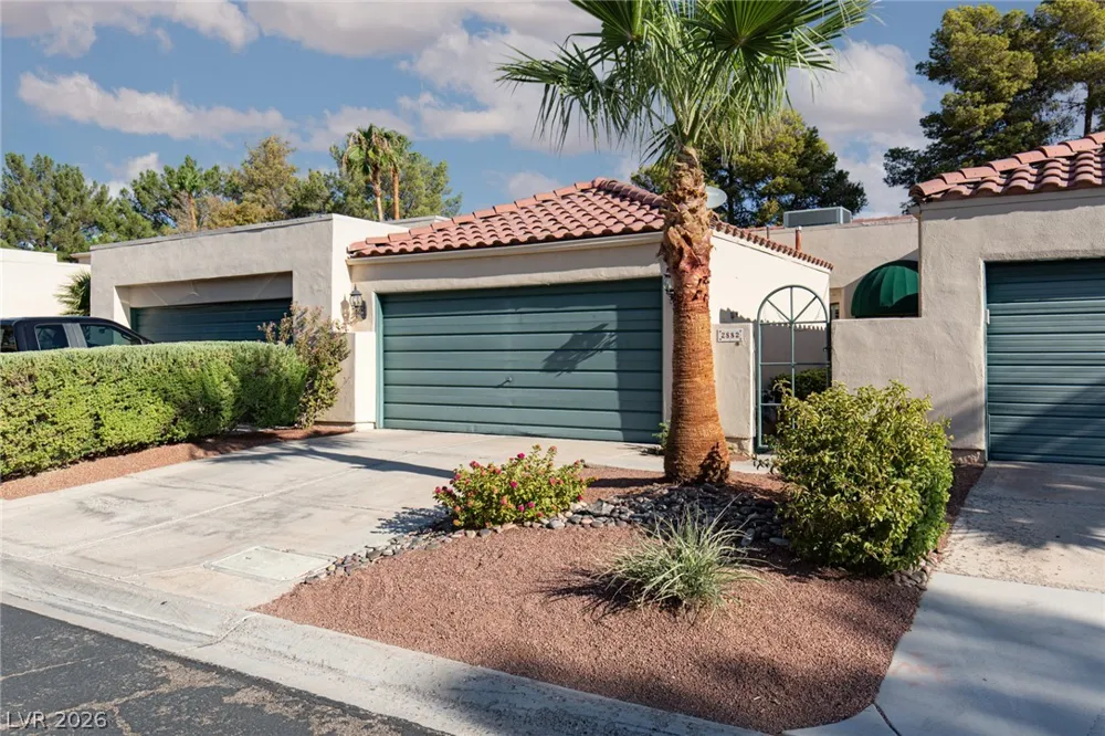 2882 Bridgepointe Drive Las Vegas, NV 89121