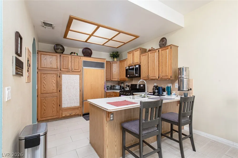 2882 Bridgepointe Drive Las Vegas, NV 89121