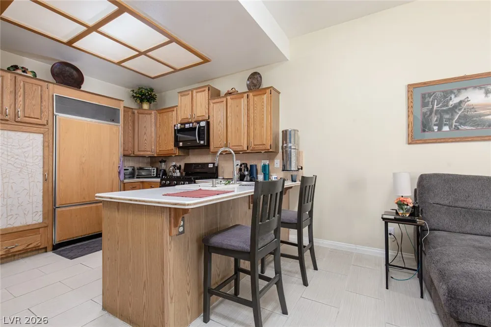 2882 Bridgepointe Drive Las Vegas, NV 89121
